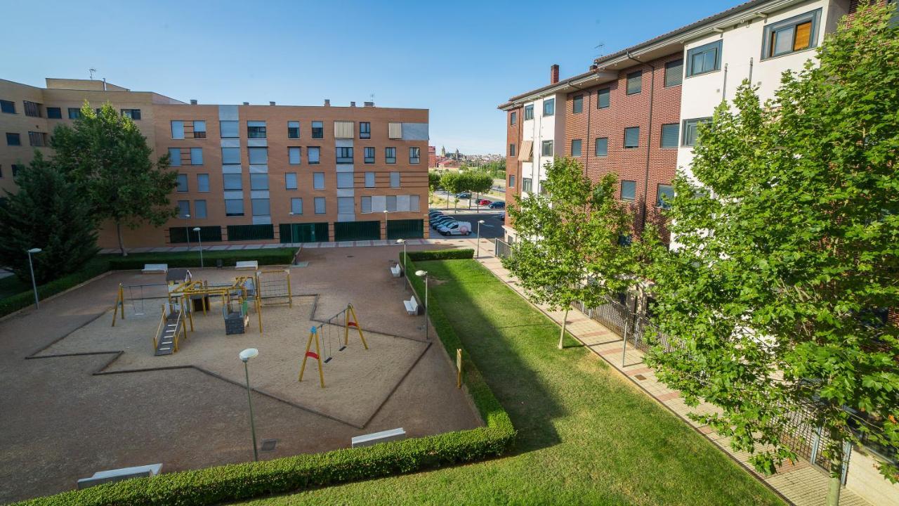 Vut Puro Sueno Apartment Salamanca Exterior photo